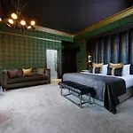 Manor Estate Hotel