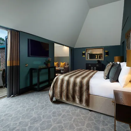 Hotel Manor Estate 4*