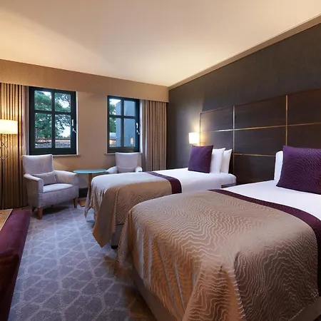 Manor Estate 4* 알드워크