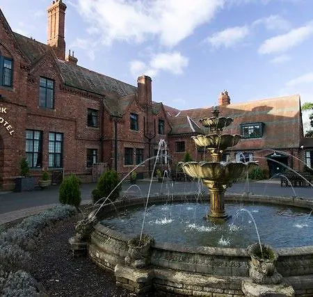 Manor Estate Hotel
