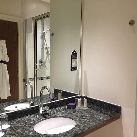 Manor Estate 4* 알드워크