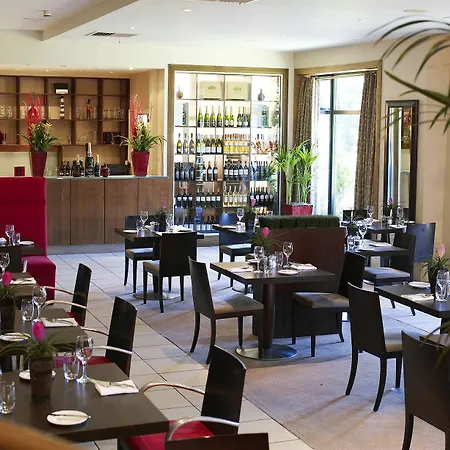 Manor Estate Hotel 4*