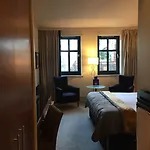 Szálloda Manor Estate 4*