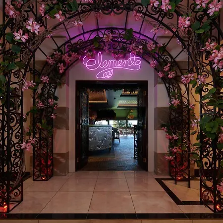 Manor Estate Алдварк