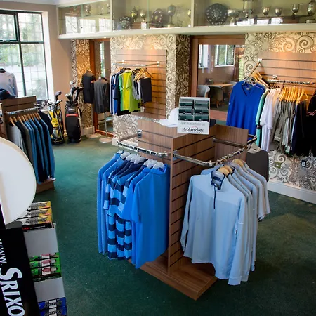 Manor Estate Отель 4*